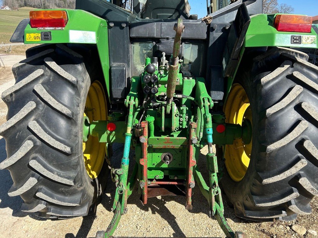 Traktor des Typs John Deere 6100, Gebrauchtmaschine in Domdidier (Bild 1)