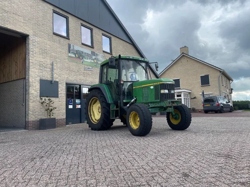 Traktor typu John Deere 6100, Gebrauchtmaschine v Vriezenveen (Obrázek 10)