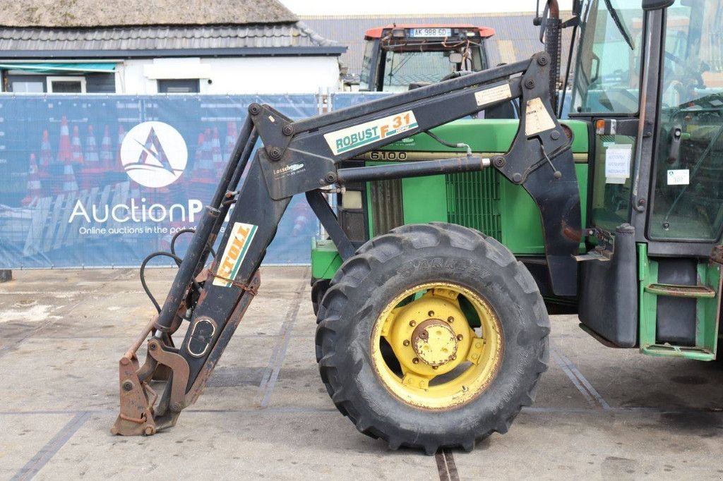 Traktor tip John Deere 6100, Gebrauchtmaschine in Antwerpen (Poză 11)