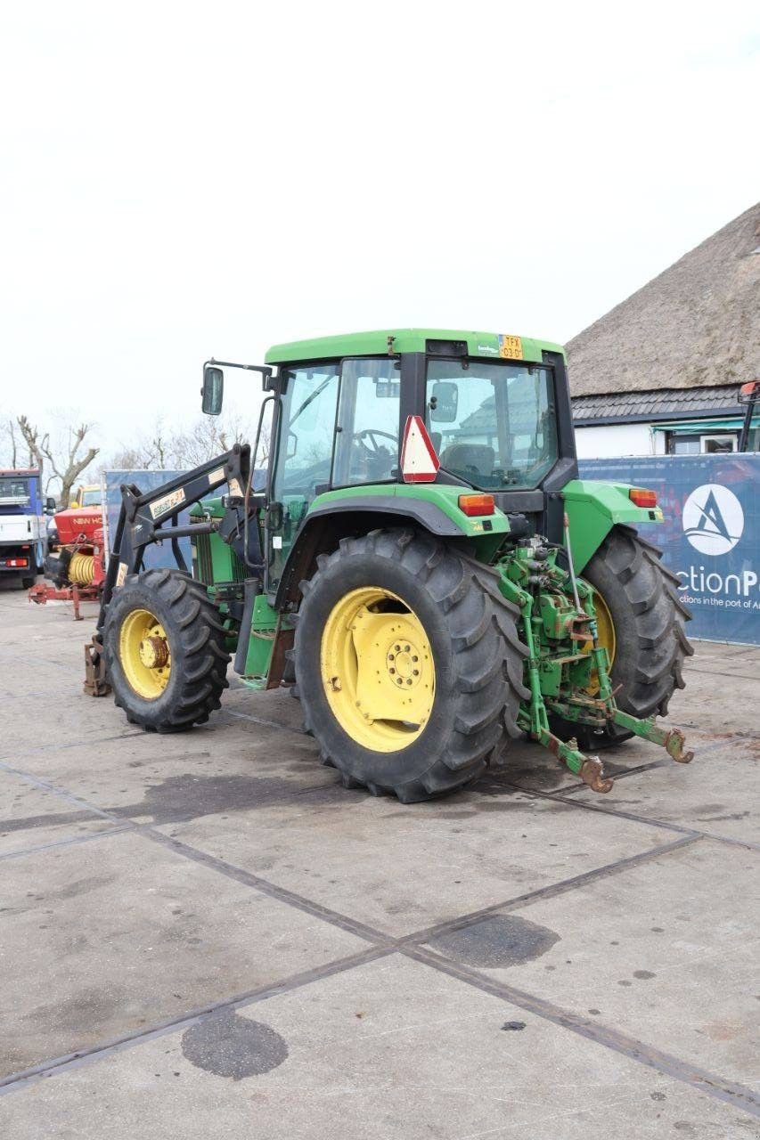 Traktor tip John Deere 6100, Gebrauchtmaschine in Antwerpen (Poză 4)