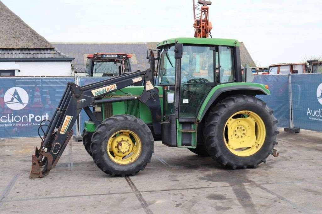 Traktor tip John Deere 6100, Gebrauchtmaschine in Antwerpen (Poză 1)