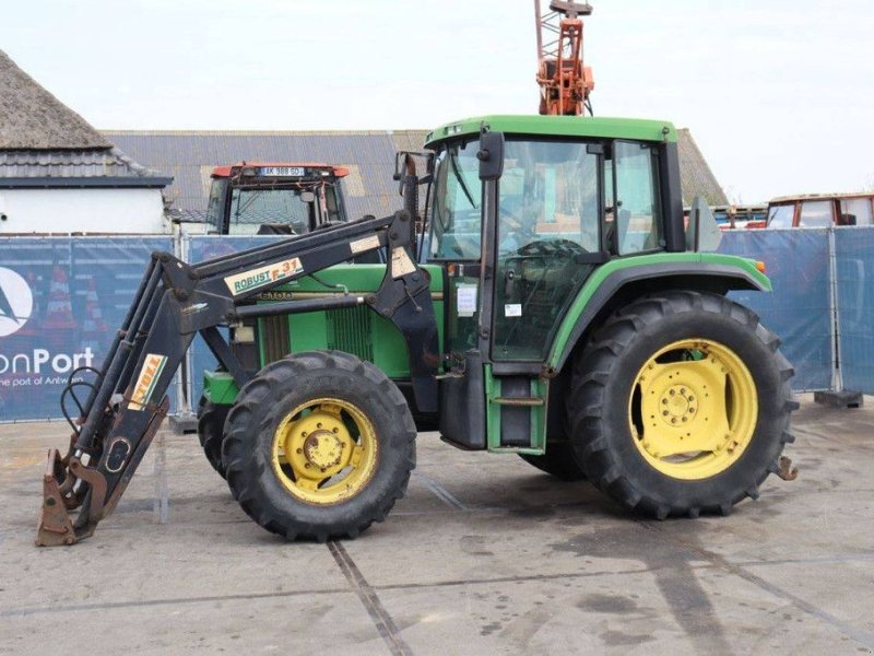 Traktor tip John Deere 6100, Gebrauchtmaschine in Antwerpen (Poză 1)