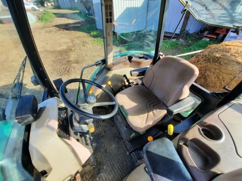 Traktor typu John Deere 6100D, Gebrauchtmaschine w ANTIGNY (Zdjęcie 7)