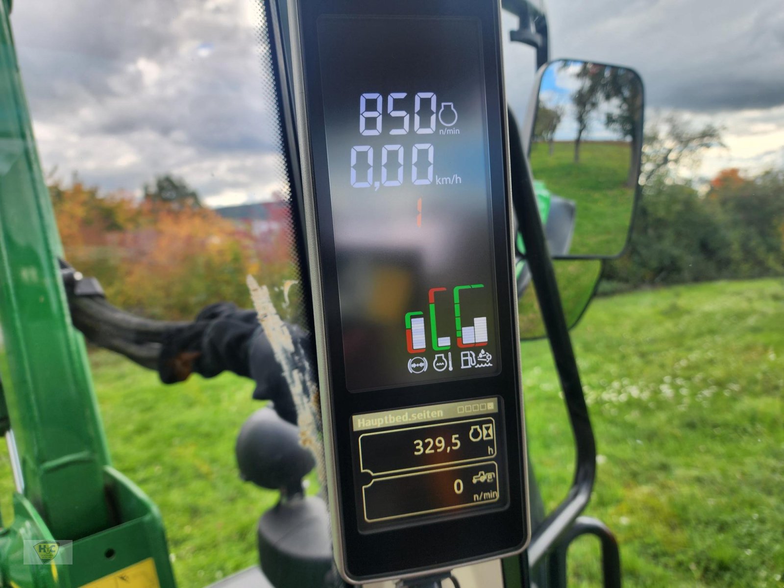 Traktor van het type John Deere 6100M AutoTrac Frontlader, Gebrauchtmaschine in Willanzheim (Foto 13)