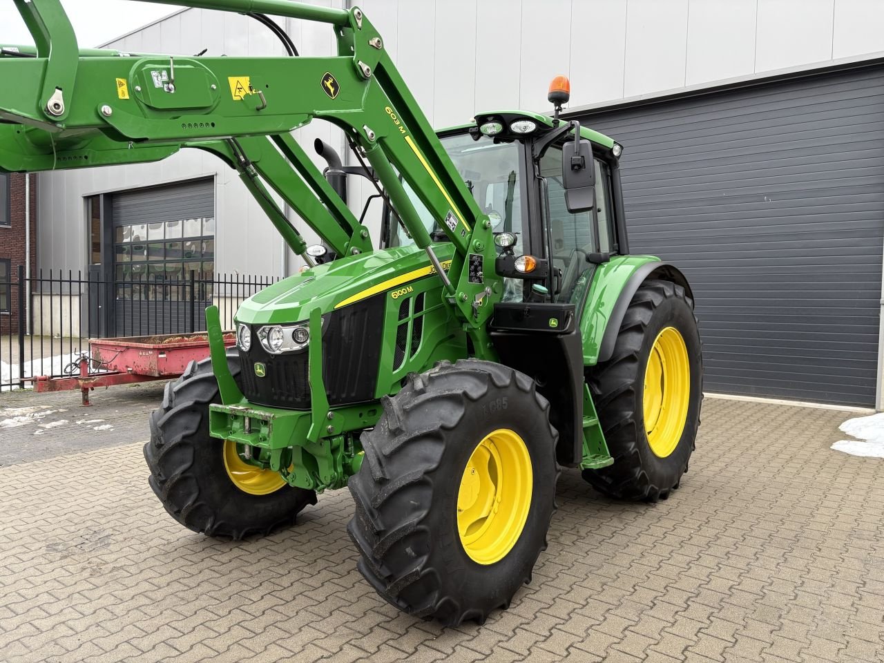 Traktor Türe ait John Deere 6100M met 603M voorlader, Gebrauchtmaschine içinde Beek en Donk (resim 2)