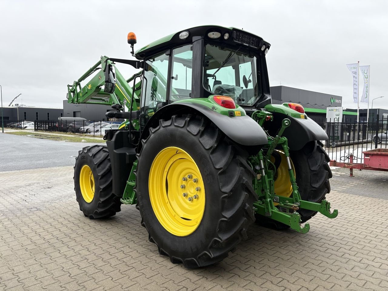 Traktor Türe ait John Deere 6100M met 603M voorlader, Gebrauchtmaschine içinde Beek en Donk (resim 4)