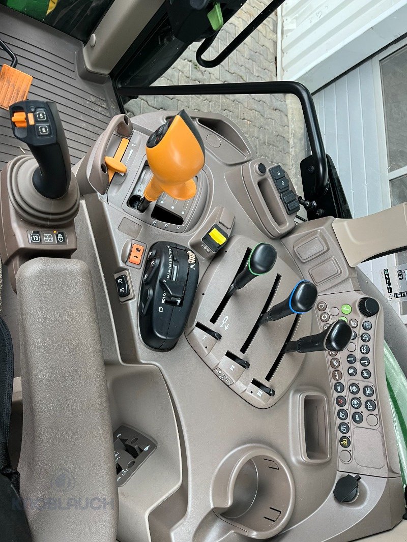 Traktor des Typs John Deere 6100M, Neumaschine in Kandern-Tannenkirch (Bild 9)