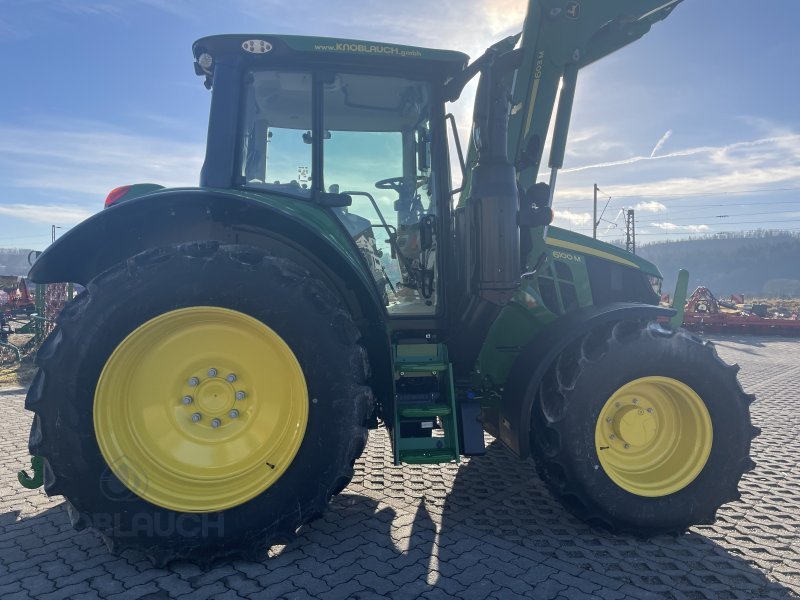 Traktor des Typs John Deere 6100M, Neumaschine in Kandern-Tannenkirch (Bild 2)
