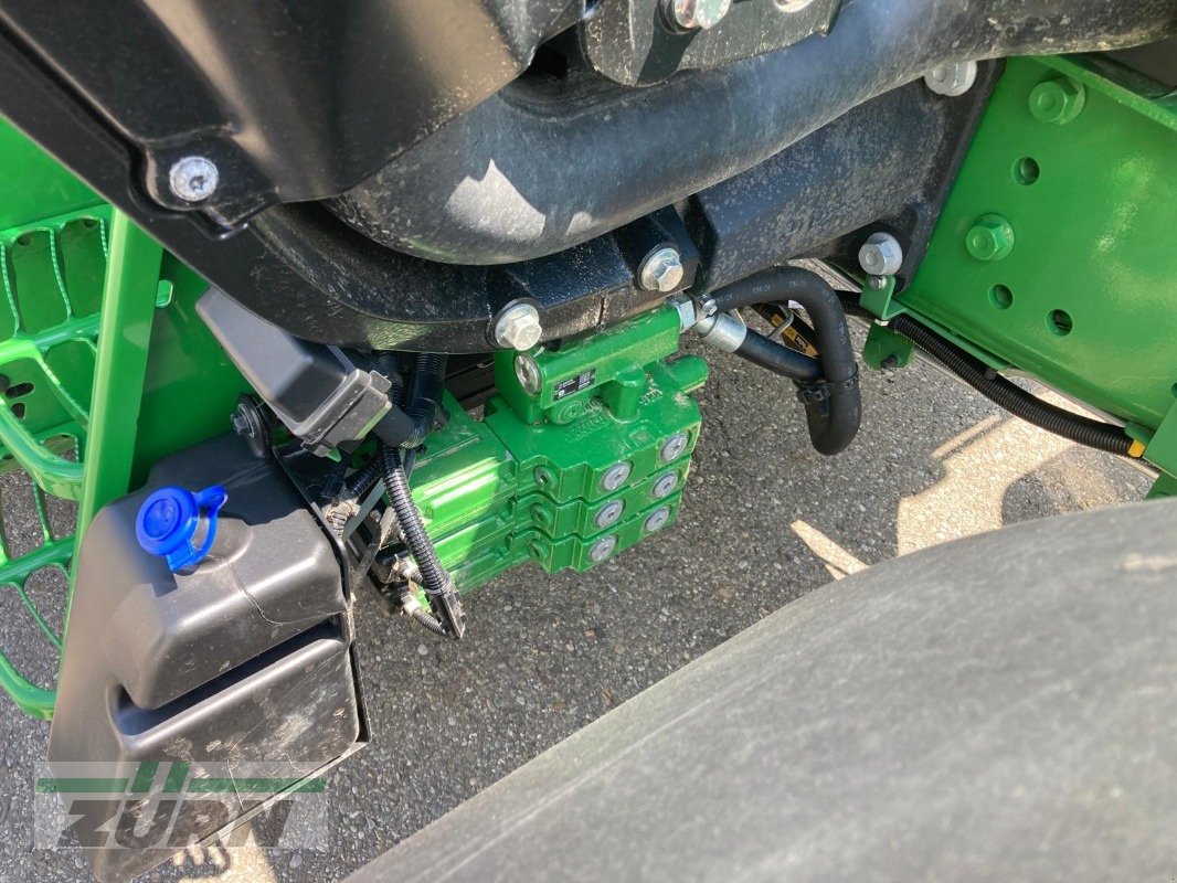 Traktor des Typs John Deere 6100M, Gebrauchtmaschine in Holzgünz - Schwaighausen (Bild 7)