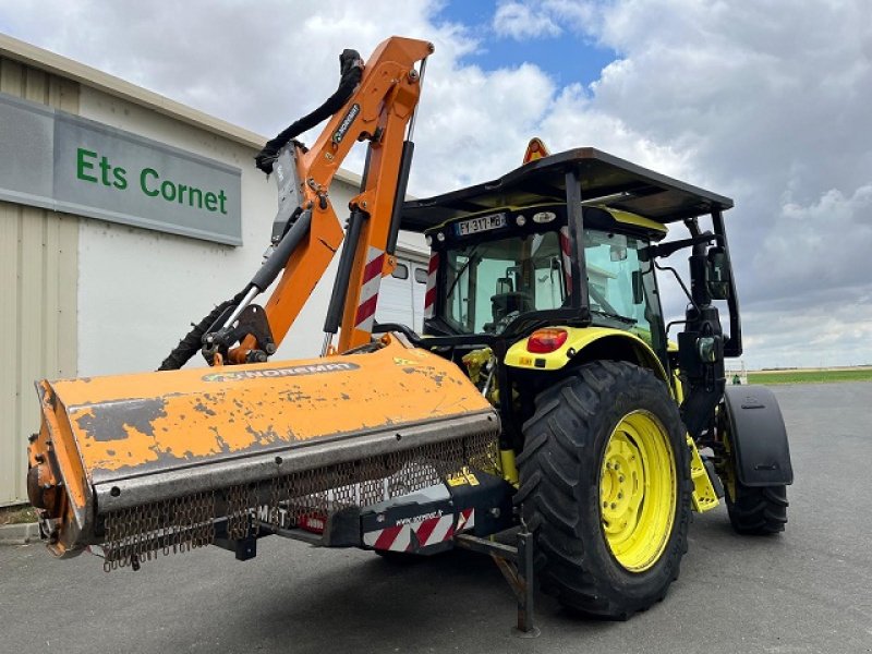 Traktor типа John Deere 6100M, Gebrauchtmaschine в PITHIVIERS Cedex (Фотография 4)