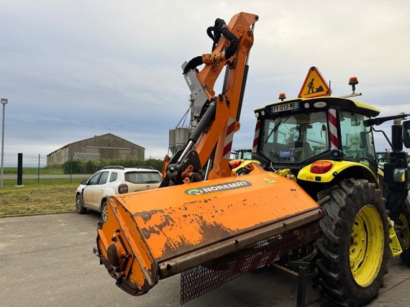 Traktor Türe ait John Deere 6100M, Gebrauchtmaschine içinde PITHIVIERS Cedex (resim 7)