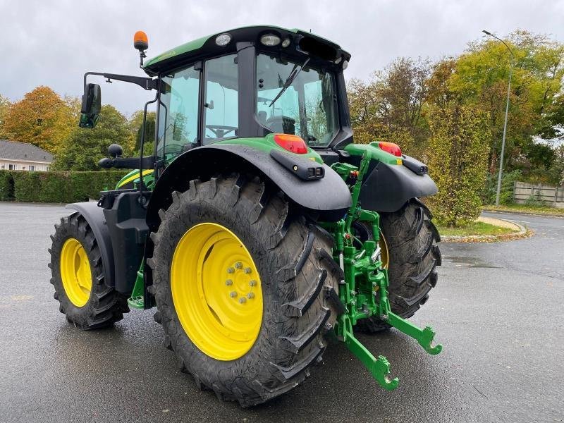 Traktor des Typs John Deere 6100M, Gebrauchtmaschine in LE PONT CHRETIEN (Bild 3)