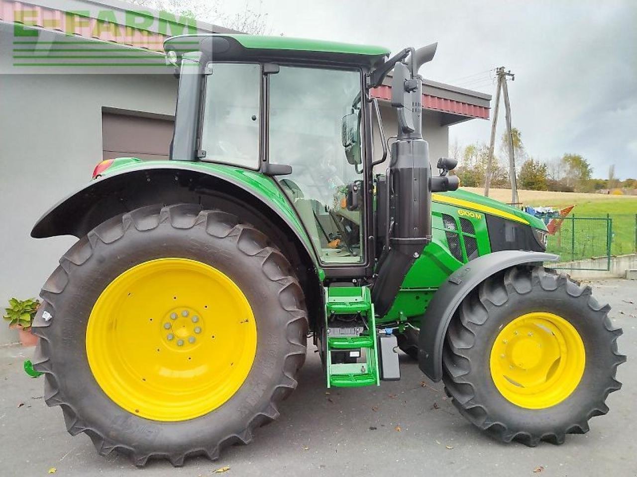 Traktor типа John Deere 6100m, Gebrauchtmaschine в SV. TROJIC (Фотография 5)
