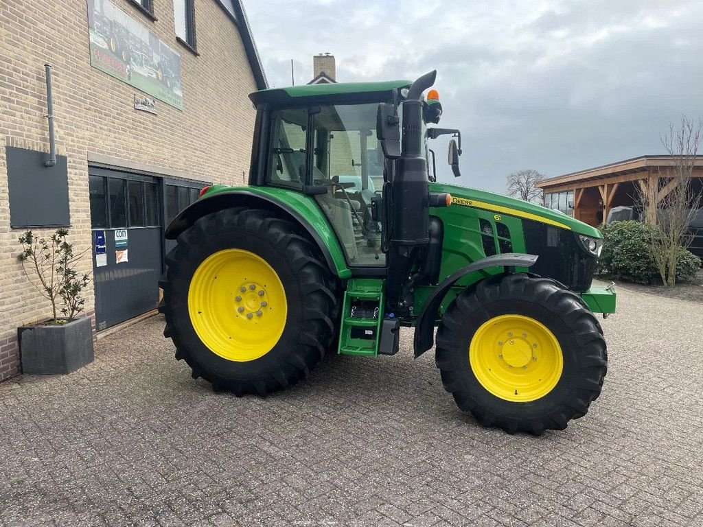 Traktor типа John Deere 6100M, Gebrauchtmaschine в Vriezenveen (Фотография 5)