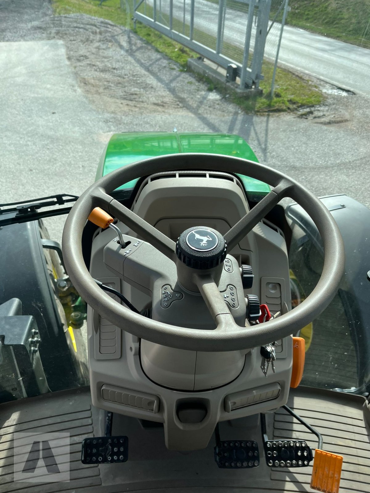 Traktor of the type John Deere 6100M, Gebrauchtmaschine in Antdorf (Picture 13)