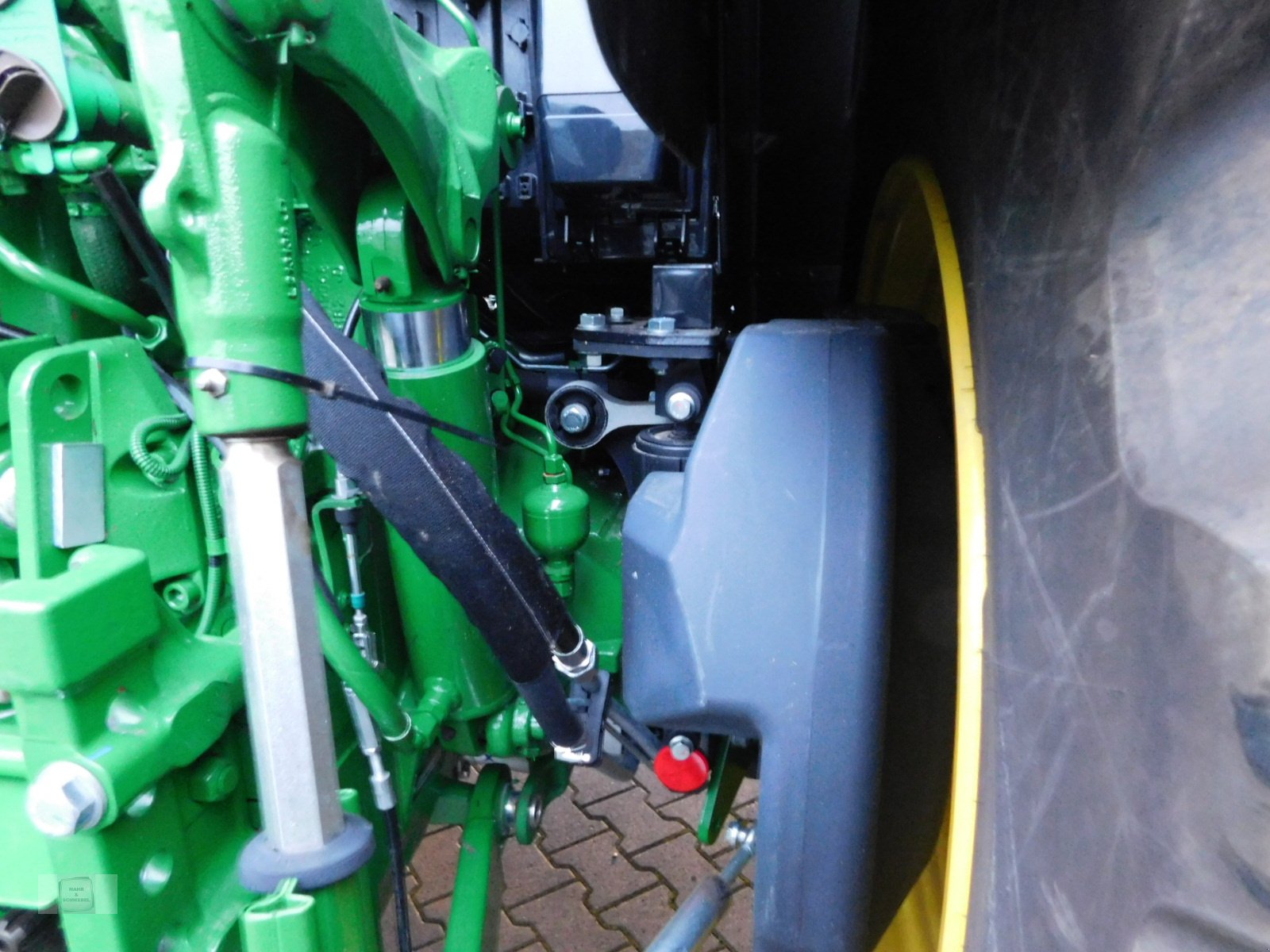 Traktor a típus John Deere 6100M, Gebrauchtmaschine ekkor: Gross-Bieberau (Kép 18)