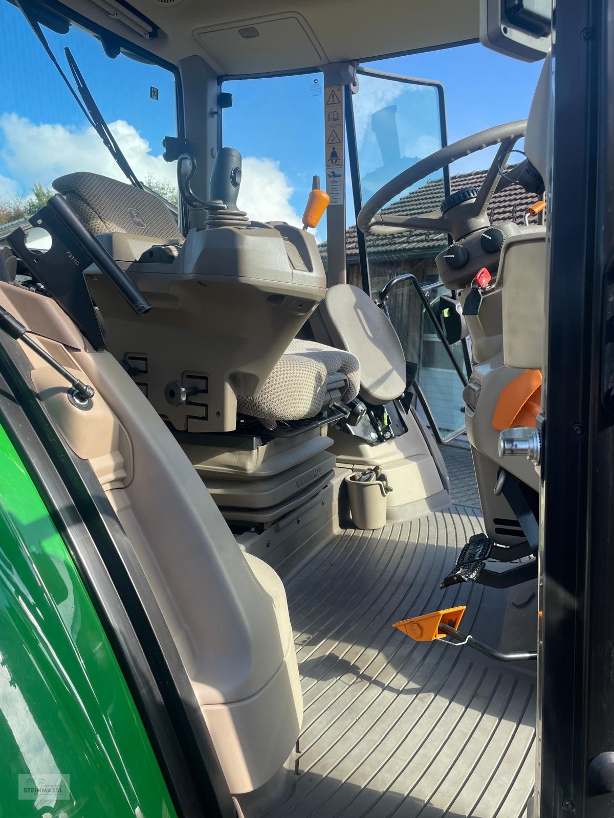 Traktor типа John Deere 6100M, Gebrauchtmaschine в Petting (Фотография 2)