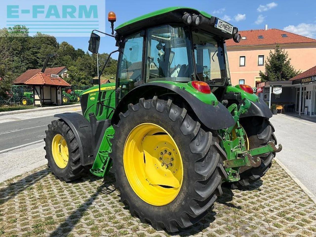 Traktor типа John Deere 6100rc, Gebrauchtmaschine в GROBELNO (Фотография 4)