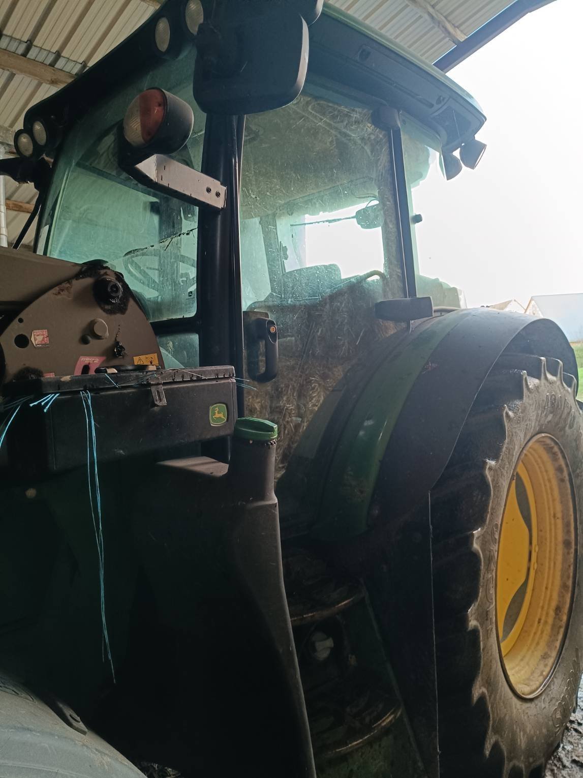 Traktor typu John Deere 6105 mc, Gebrauchtmaschine v Le Horps (Obrázek 11)