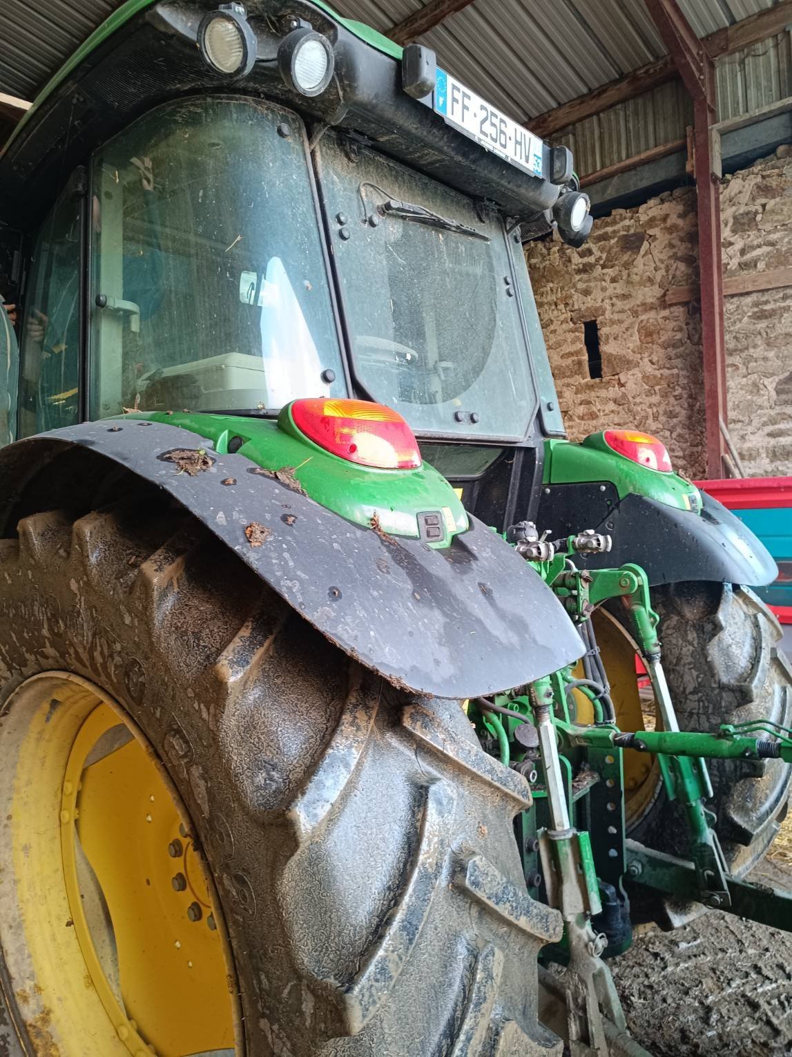 Traktor typu John Deere 6105 mc, Gebrauchtmaschine v Le Horps (Obrázek 2)