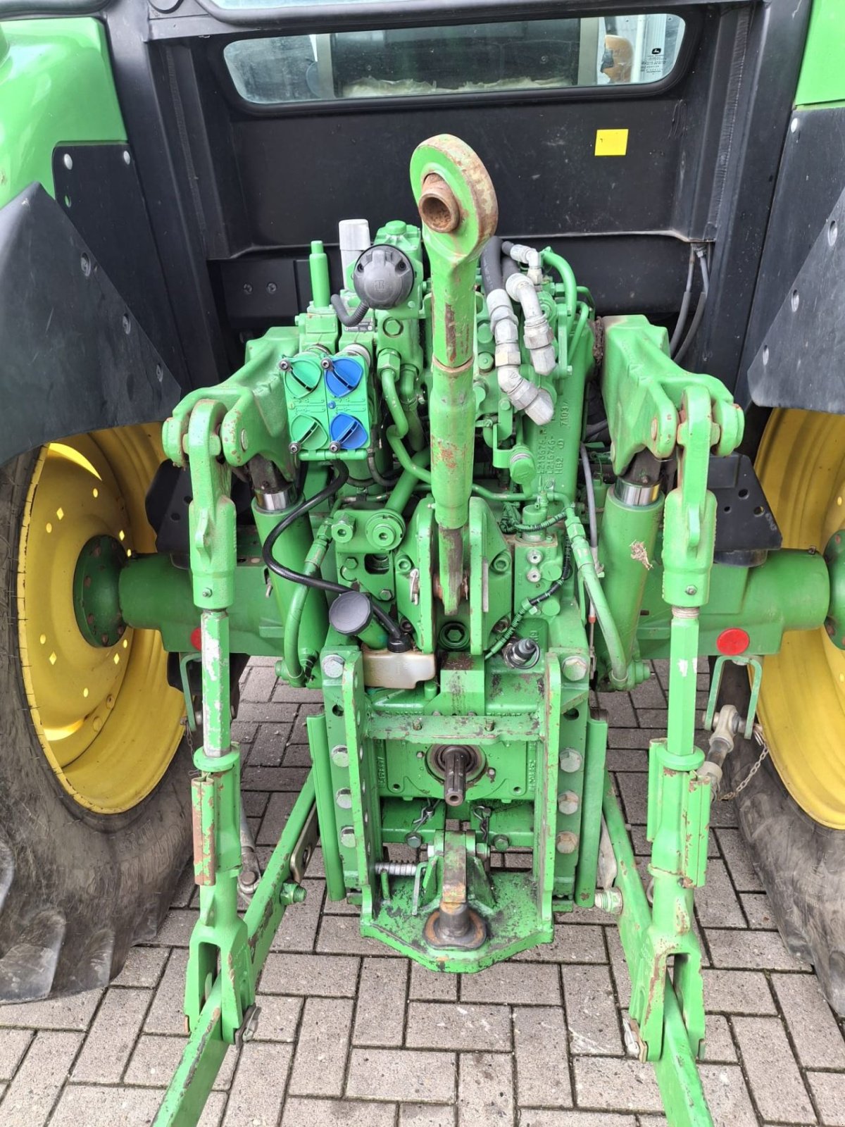 Traktor типа John Deere 6105MC, Gebrauchtmaschine в Witte paarden (Фотография 11)