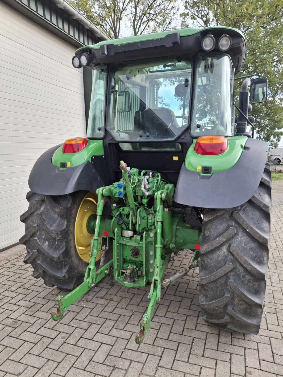 Traktor типа John Deere 6105MC, Gebrauchtmaschine в Witte paarden (Фотография 10)