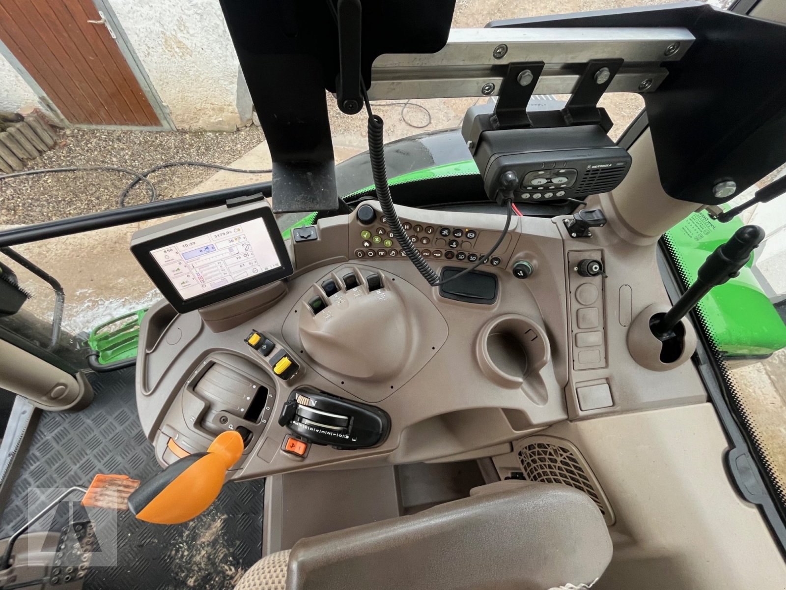 Traktor of the type John Deere 6105R, Gebrauchtmaschine in Langweid am Lech (Picture 9)