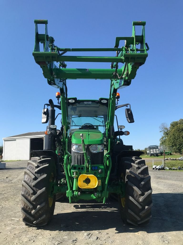 Traktor tipa John Deere 6110 M AUTOPOWER, Gebrauchtmaschine u UZERCHE (Slika 7)