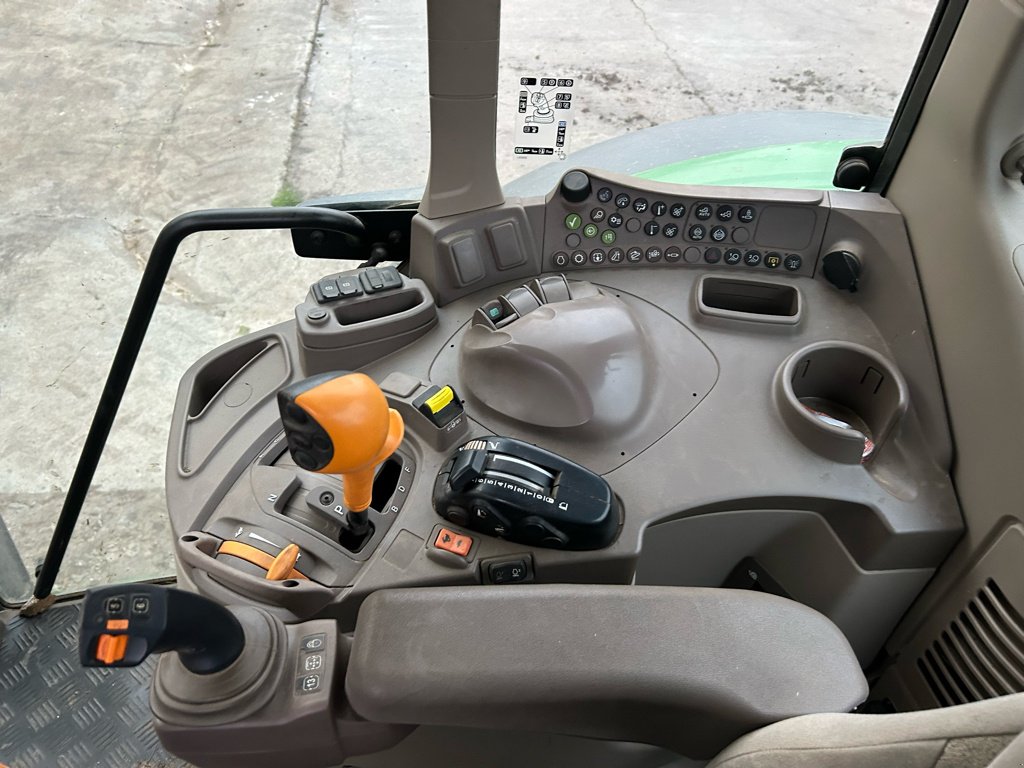 Traktor του τύπου John Deere 6110 M AUTOQUAD, Gebrauchtmaschine σε MEYMAC (Φωτογραφία 8)