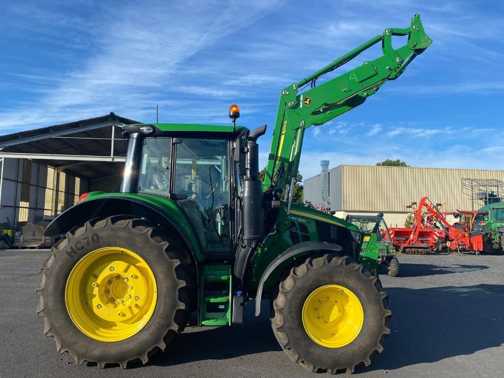 Traktor of the type John Deere 6110 M COMMAND QUAD +, Gebrauchtmaschine in MAURIAC (Picture 4)