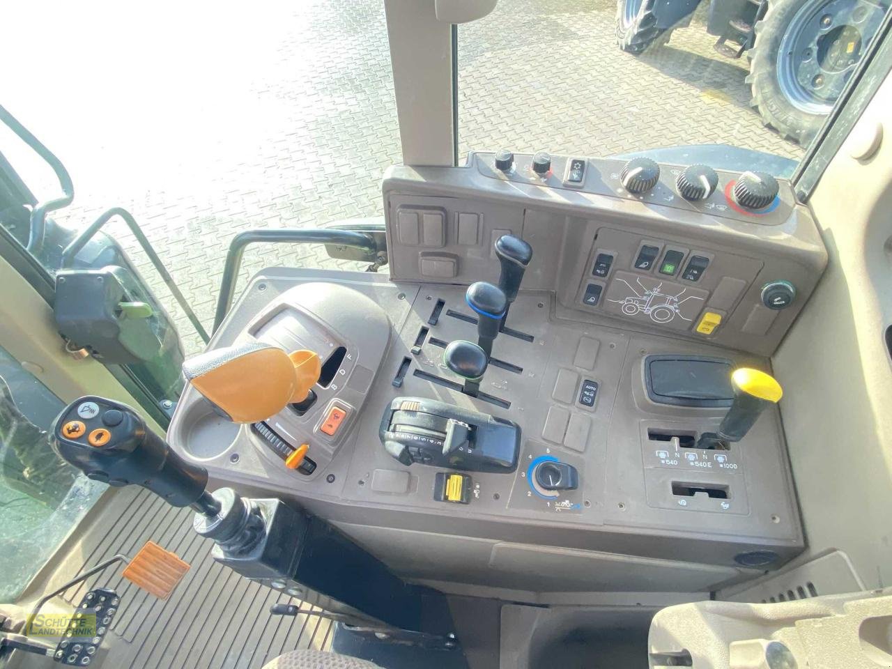 Traktor del tipo John Deere 6110 M, Gebrauchtmaschine In Marsberg-Giershagen (Immagine 11)