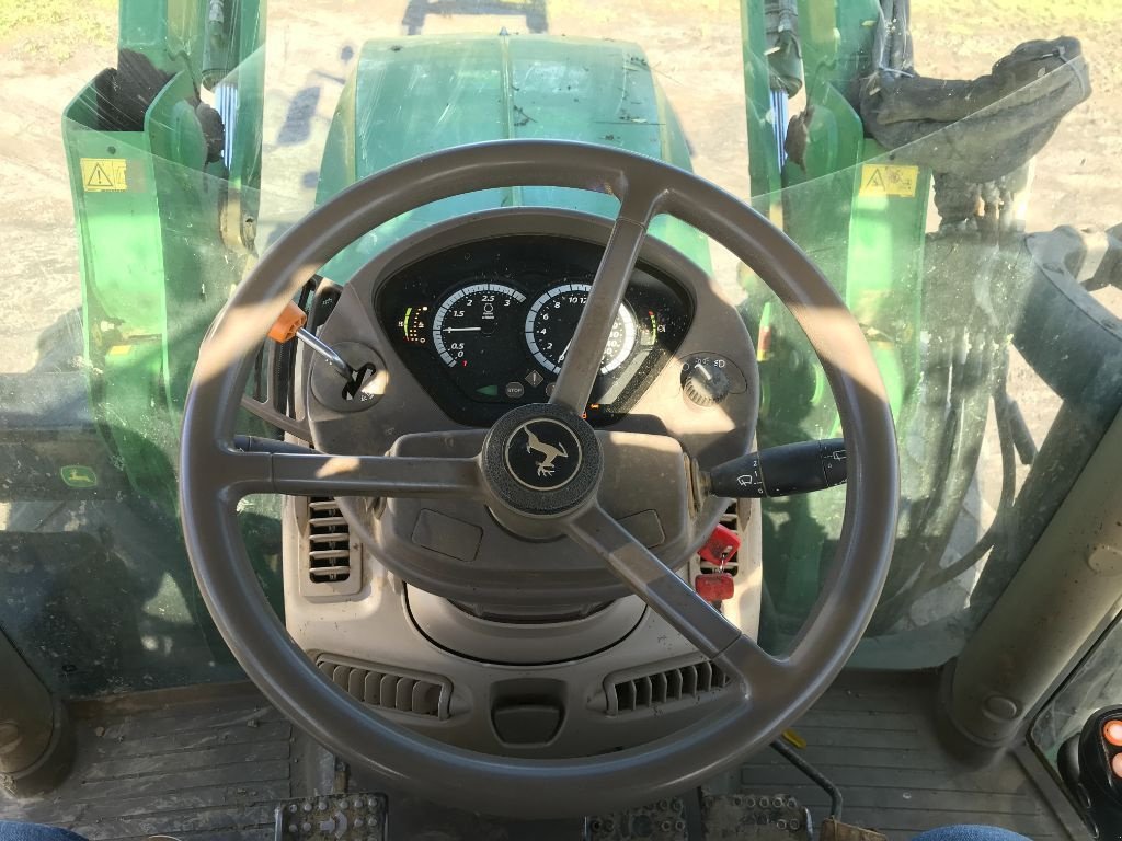 Traktor Türe ait John Deere 6110 R POWERQUAD +, Gebrauchtmaschine içinde BELLAC (resim 11)