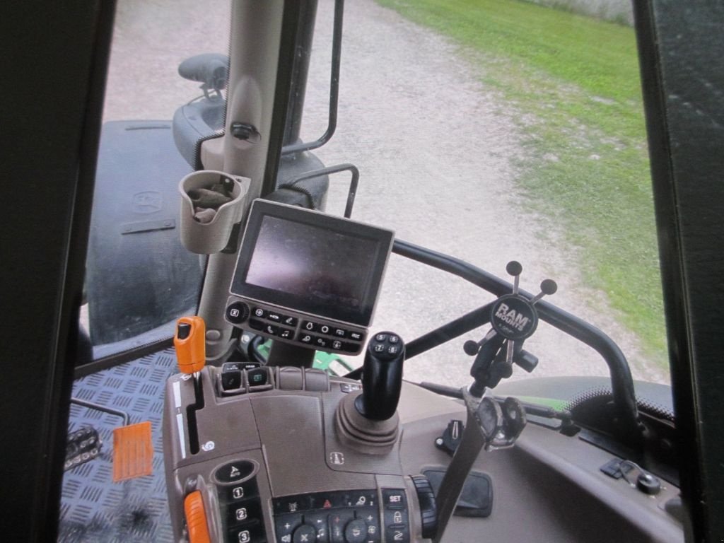 Traktor a típus John Deere 6110 R premium, Gebrauchtmaschine ekkor: RODEZ (Kép 5)