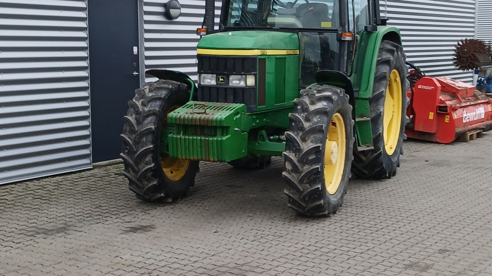 Traktor от тип John Deere 6110, Gebrauchtmaschine в Horsens (Снимка 4)