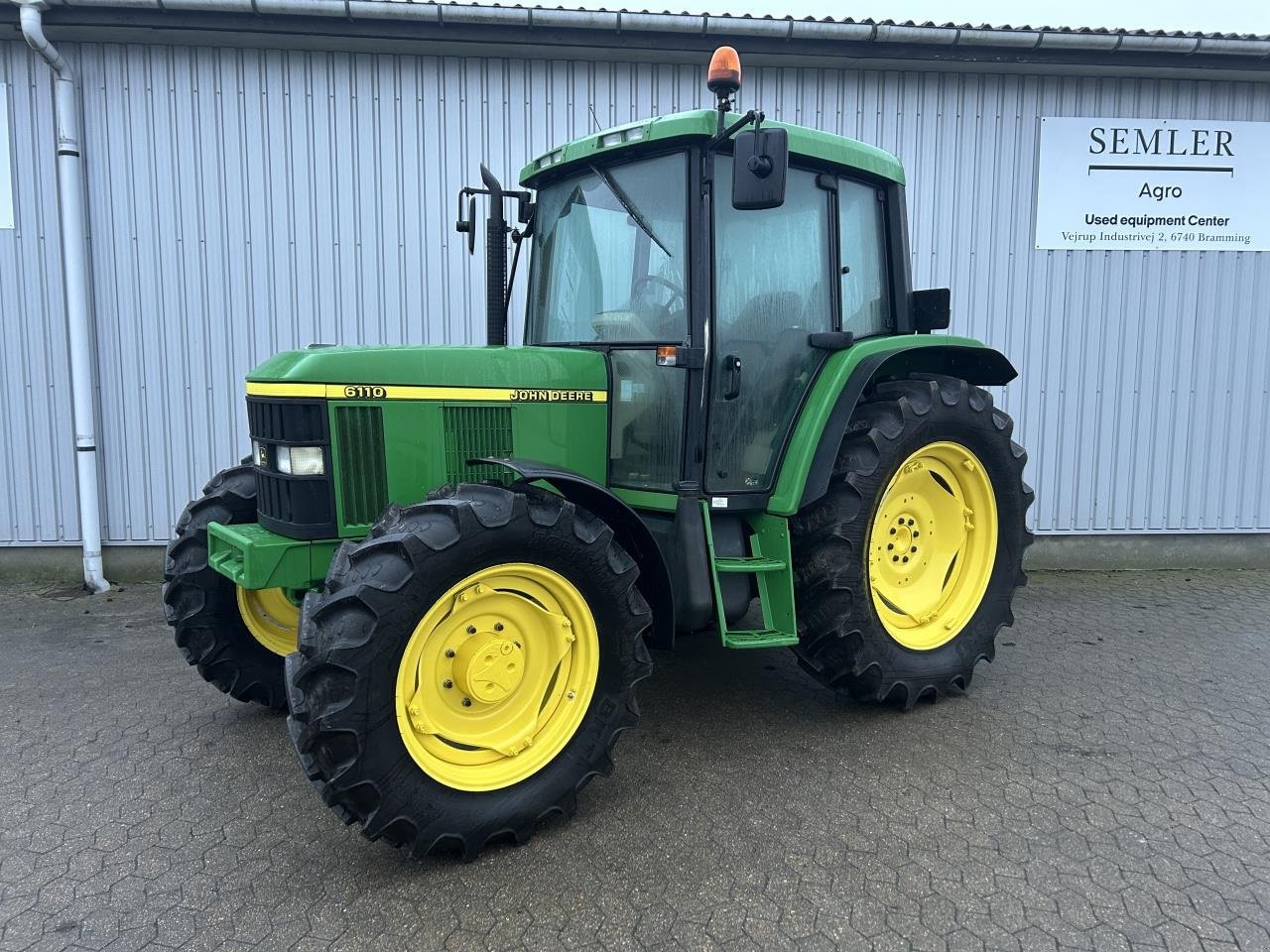 Traktor typu John Deere 6110, Gebrauchtmaschine w Trige (Zdjęcie 1)