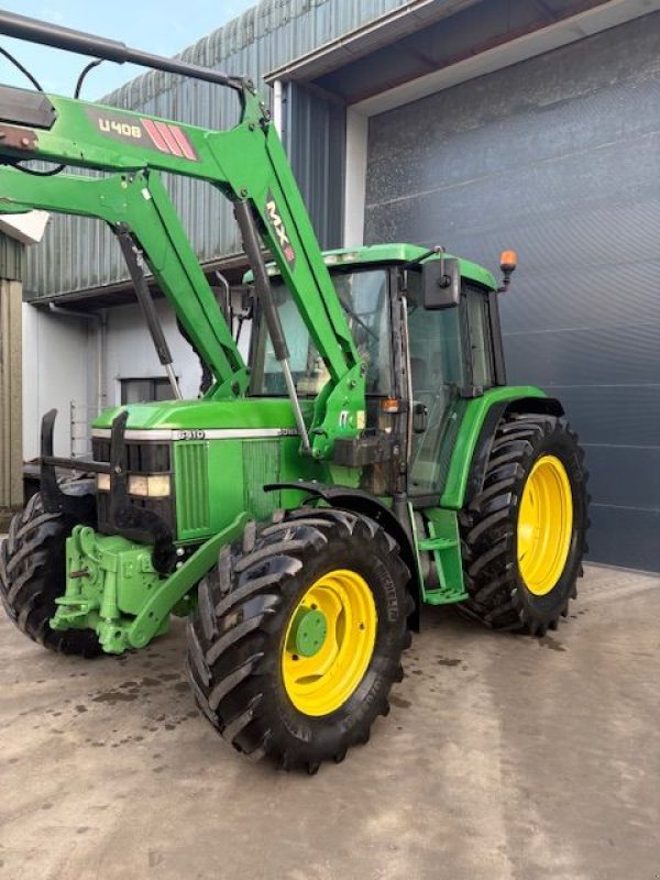 Traktor от тип John Deere 6110, Gebrauchtmaschine в St. - Jacobiparochie (Снимка 2)