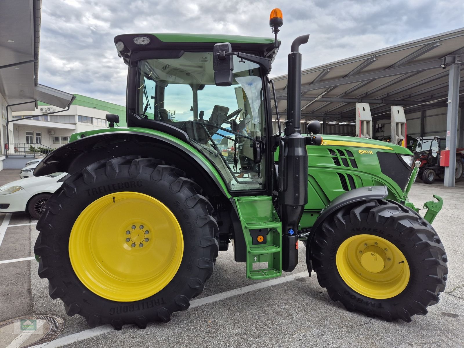 Traktor типа John Deere 6110, Gebrauchtmaschine в Klagenfurt (Фотография 11)