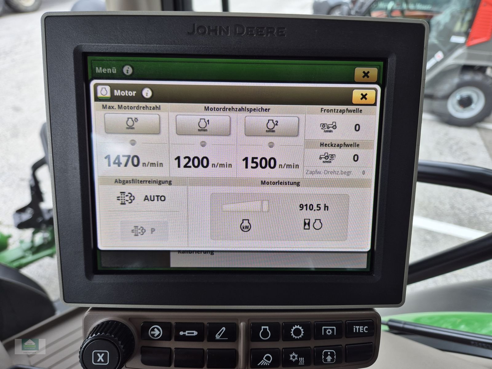 Traktor типа John Deere 6110, Gebrauchtmaschine в Klagenfurt (Фотография 5)