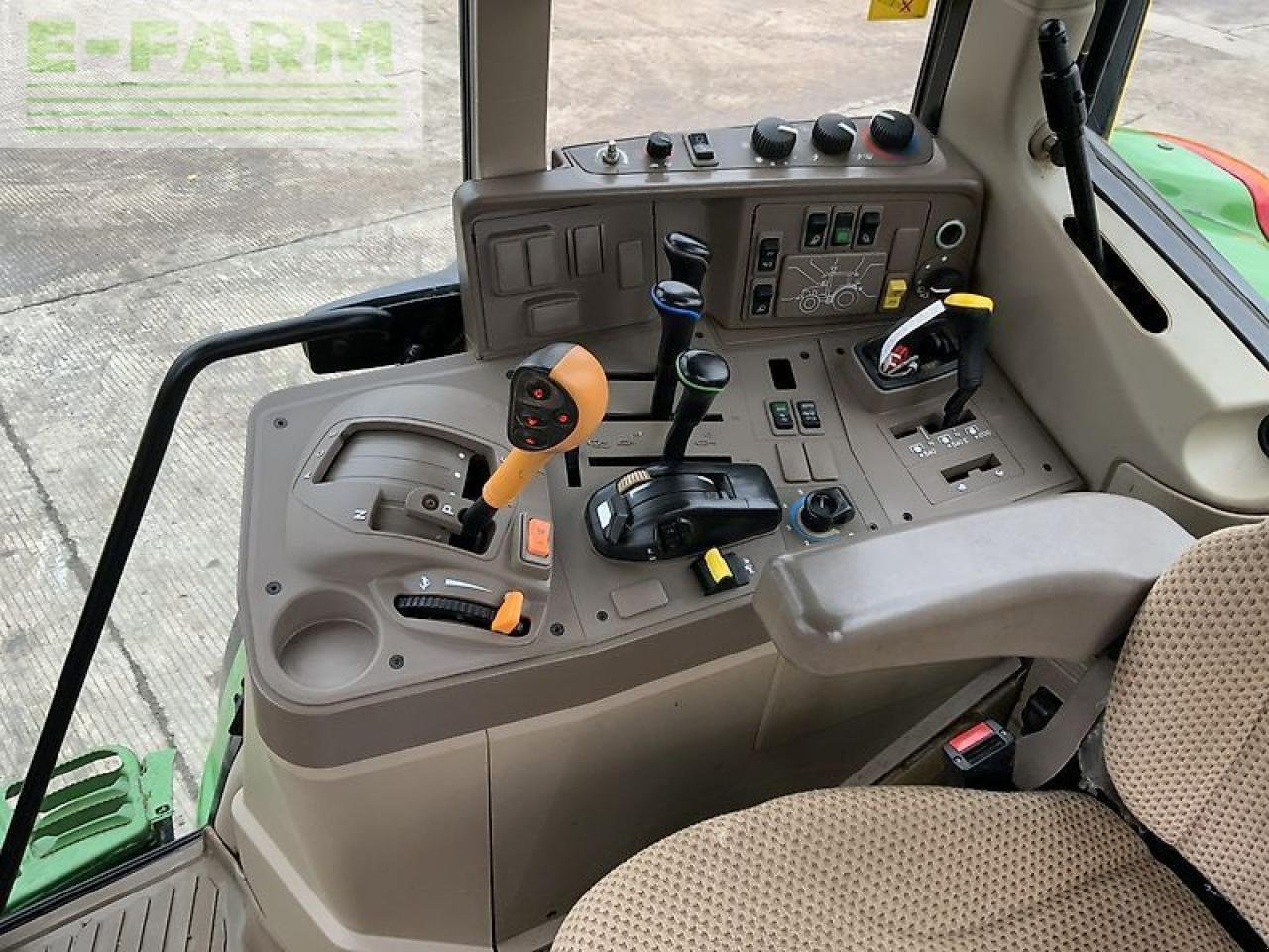 Traktor typu John Deere 6110m tractor (st24895), Gebrauchtmaschine w SHAFTESBURY (Zdjęcie 19)