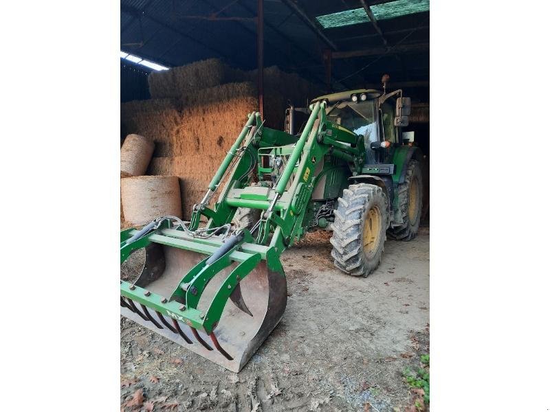 Traktor des Typs John Deere 6110M, Gebrauchtmaschine in ANTIGNY (Bild 1)