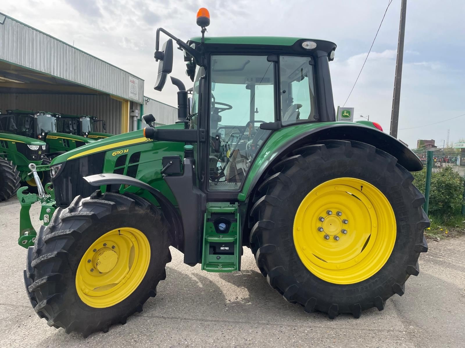 Traktor del tipo John Deere 6110M, Gebrauchtmaschine In BOSC LE HARD (Immagine 4)