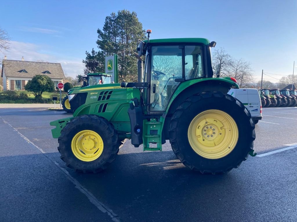 Traktor van het type John Deere 6110M, Gebrauchtmaschine in BRECEY (Foto 10)