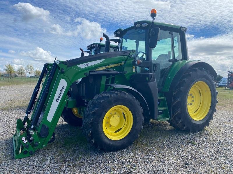 Traktor vrste John Deere 6110M, Gebrauchtmaschine v LE PONT CHRETIEN (Slika 1)