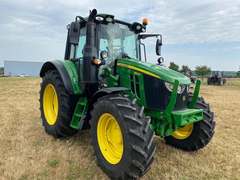 Traktor typu John Deere 6110M, Gebrauchtmaschine v LE PONT CHRETIEN (Obrázek 4)