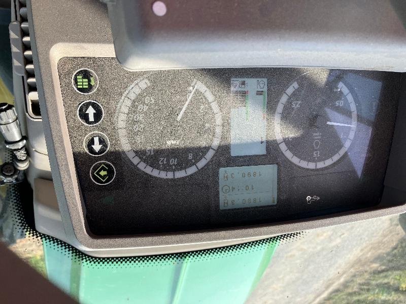 Traktor des Typs John Deere 6110M, Gebrauchtmaschine in VOUZIERS (Bild 8)