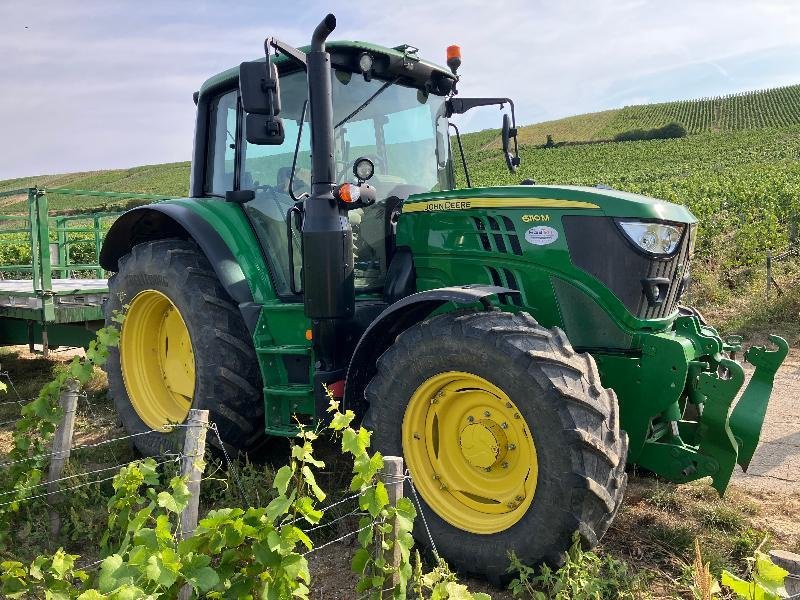Traktor des Typs John Deere 6110M, Gebrauchtmaschine in VOUZIERS (Bild 3)