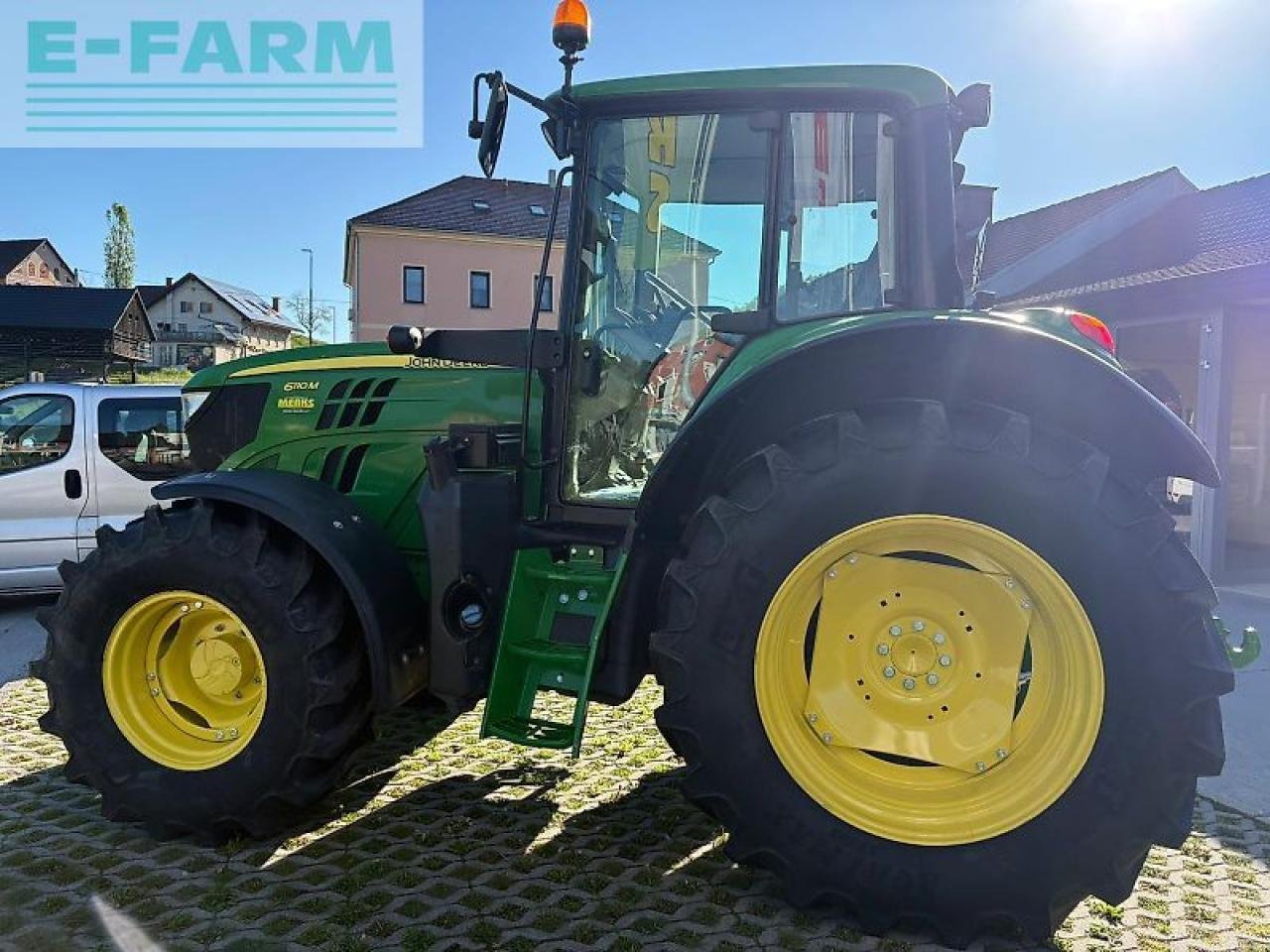 Traktor vrste John Deere 6110m, Gebrauchtmaschine v GROBELNO (Slika 9)