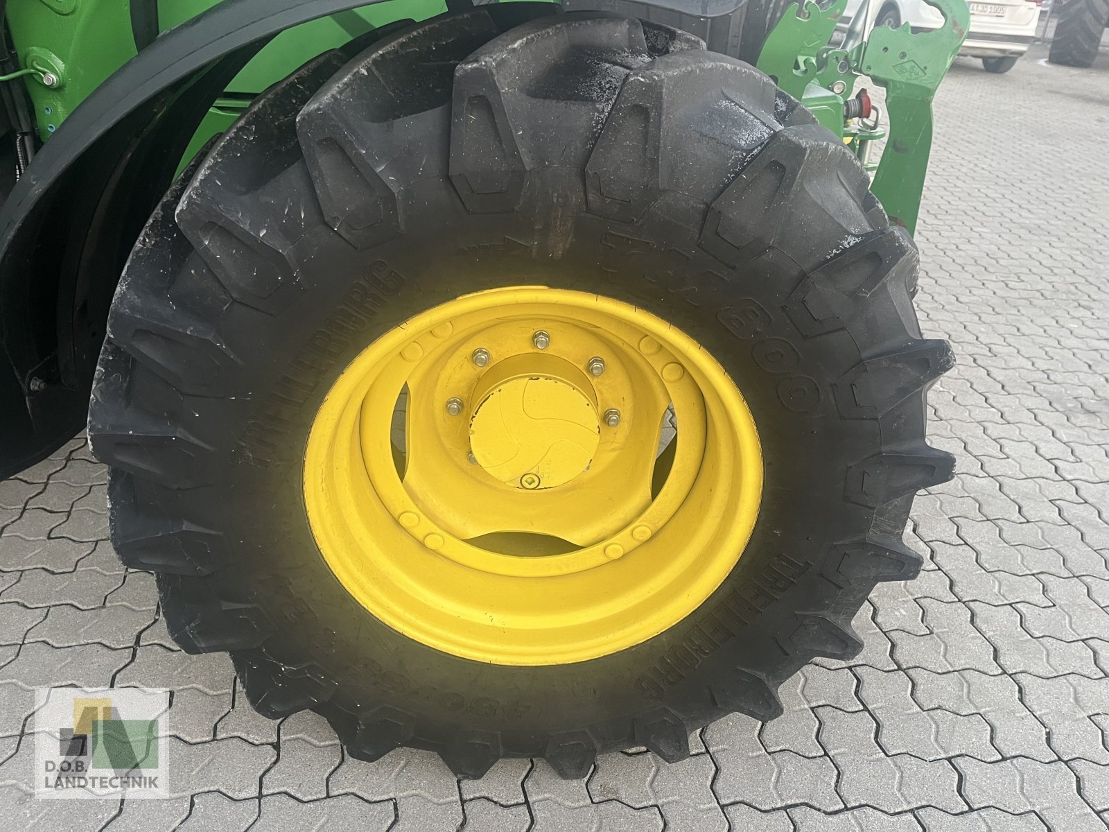 Traktor des Typs John Deere 6110M, Gebrauchtmaschine in Regensburg (Bild 8)