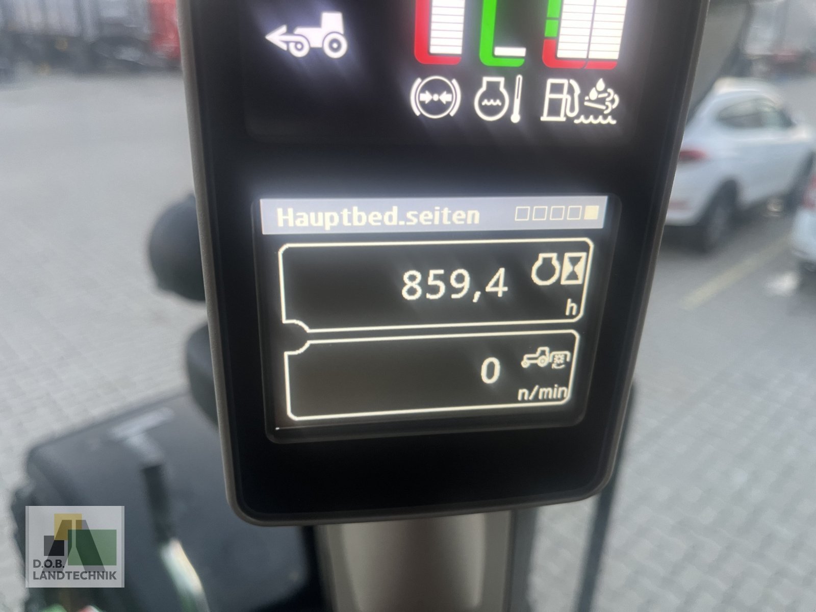 Traktor des Typs John Deere 6110M, Gebrauchtmaschine in Regensburg (Bild 12)