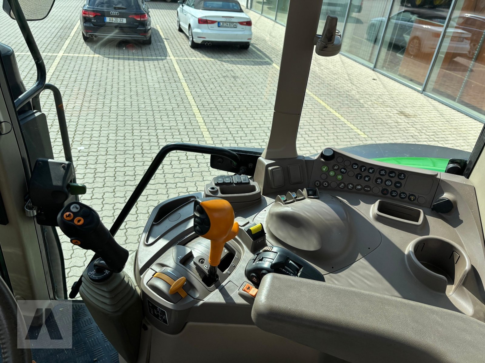 Traktor typu John Deere 6110M, Gebrauchtmaschine v Langweid am Lech (Obrázek 10)